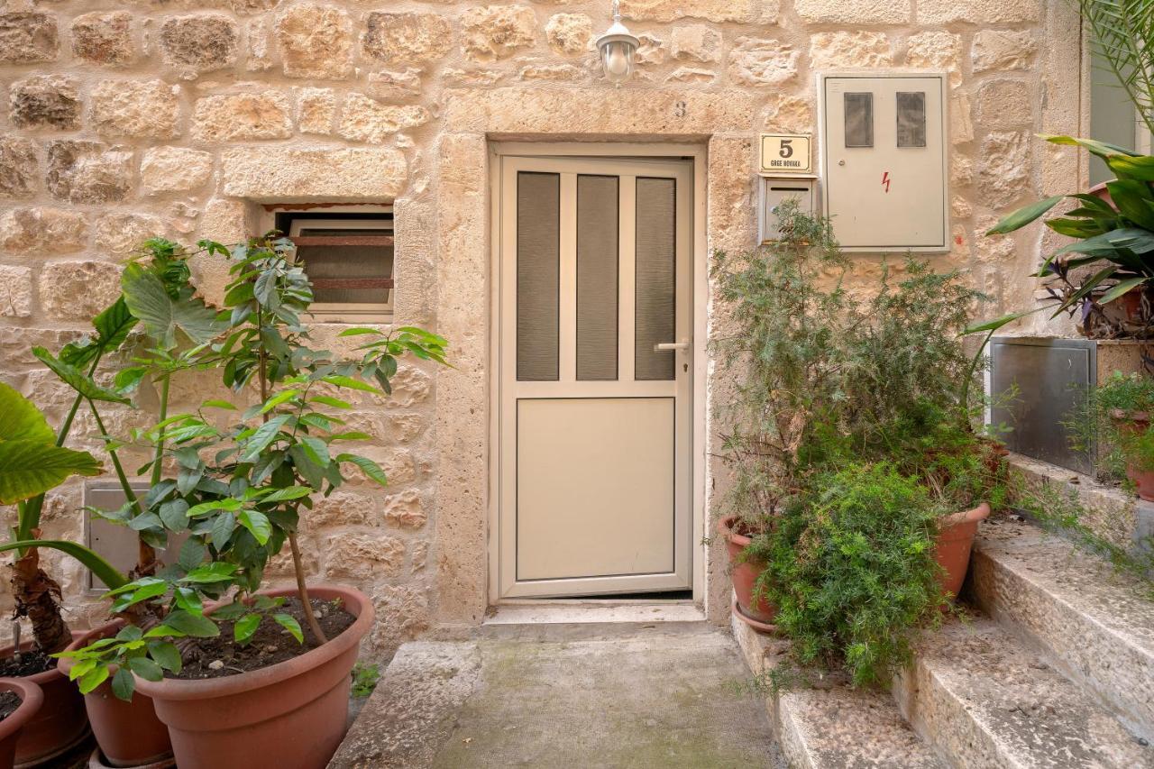 Harbourside Guesthouse Mandina - Zf Hvar Hvar Town Eksteriør bilde