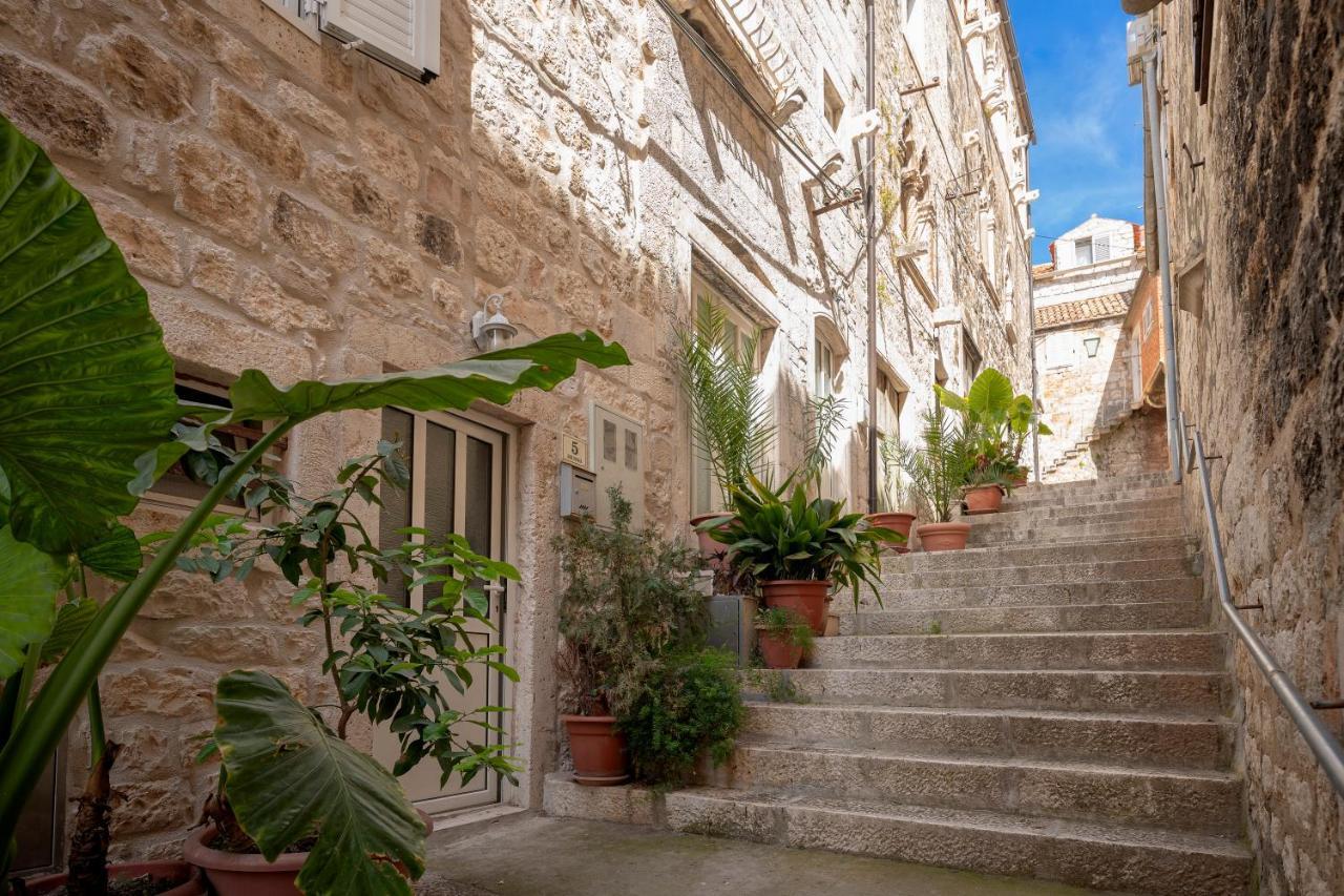 Harbourside Guesthouse Mandina - Zf Hvar Hvar Town Eksteriør bilde